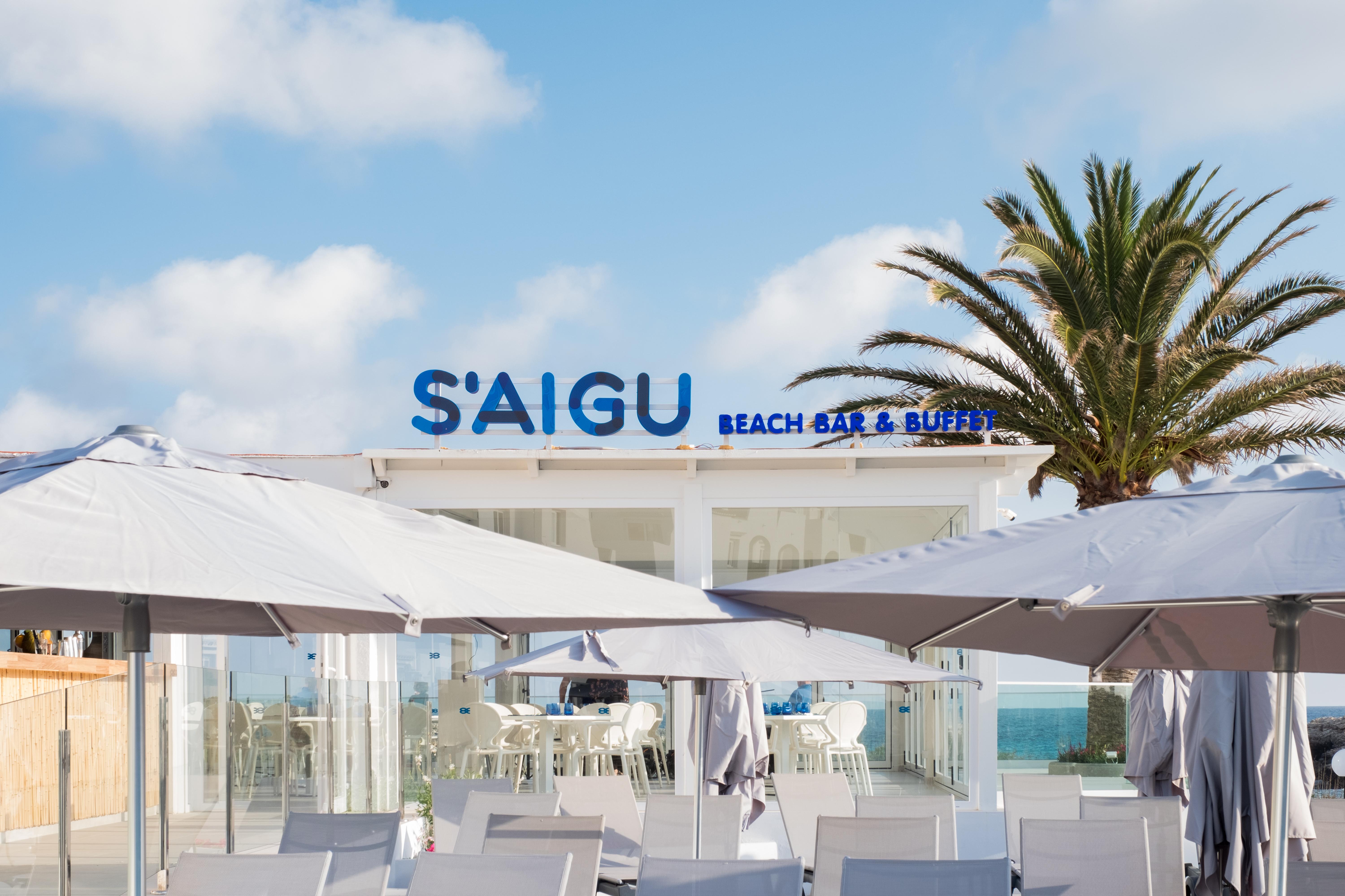Fergus Style Carema Beach Cala en Bosch Esterno foto