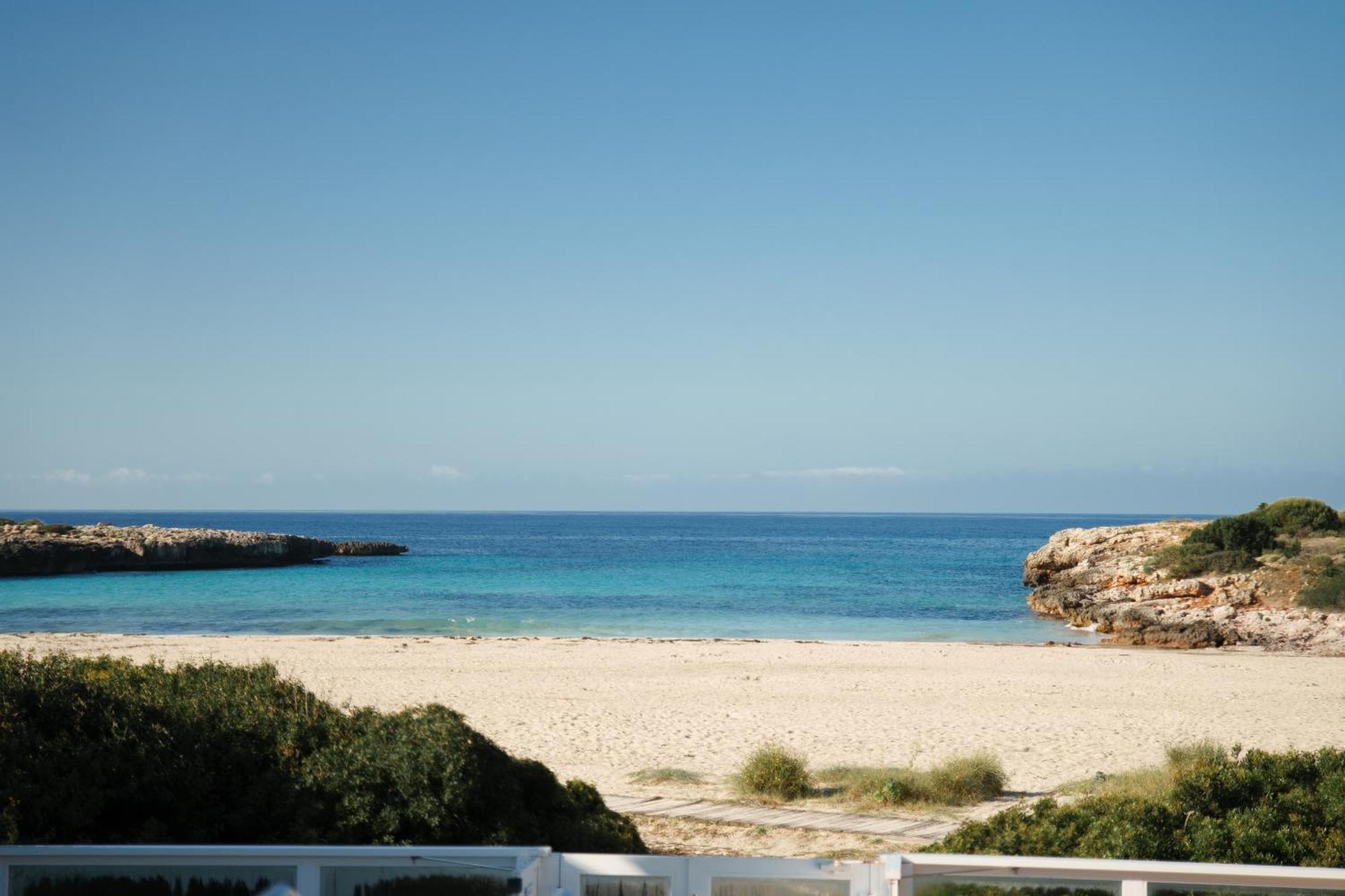 Fergus Style Carema Beach Cala en Bosch Esterno foto