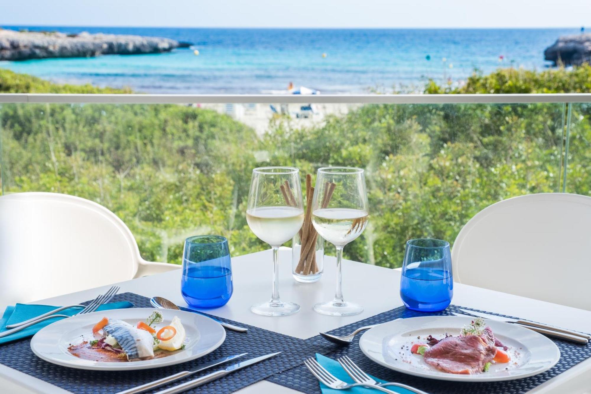 Fergus Style Carema Beach Cala en Bosch Esterno foto
